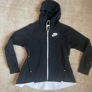 Nike women’s zip tech fleece